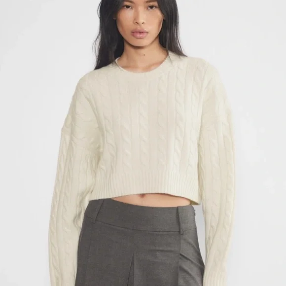 Aritzia Sunday Best Peggy Cropped Cable-knit Sweater. Size Medium - Picture 1 of 10